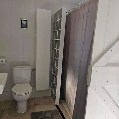 2 Bedrooms, 2 Bathrooms, 2 Balconys *