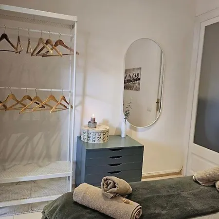 2 Bedrooms, 2 Bathrooms, 2 Balconys 公寓 *