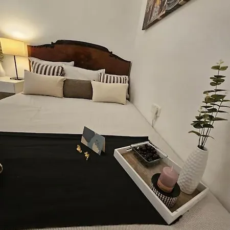 2 Bedrooms, 2 Bathrooms, 2 Balconys Apartament Barcelona
