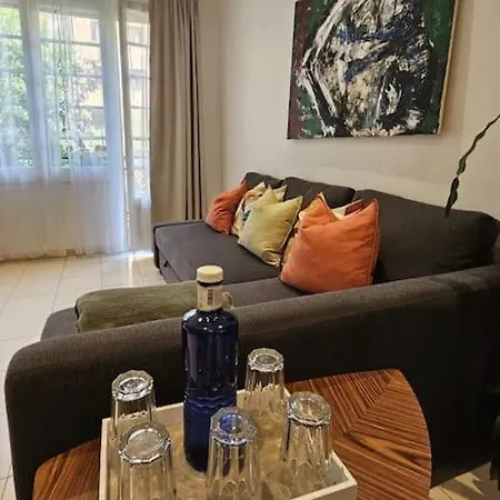 2 Bedrooms, 2 Bathrooms, 2 Balconys