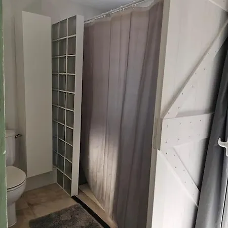 2 Bedrooms, 2 Bathrooms, 2 Balconys 公寓 *