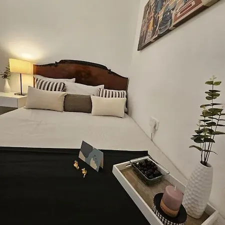 2 Bedrooms, 2 Bathrooms, 2 Balconys