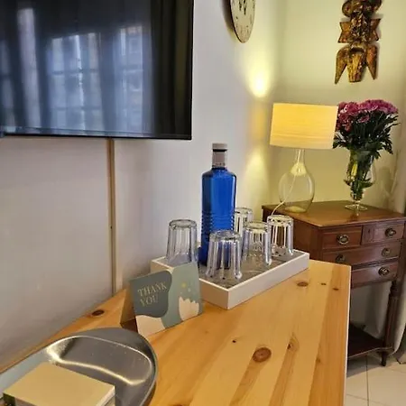 公寓 2 Bedrooms, 2 Bathrooms, 2 Balconys *