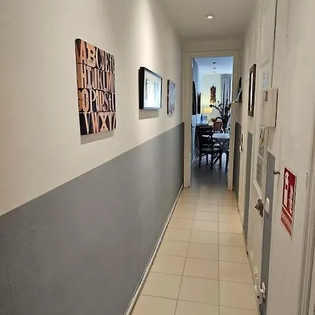 2 Bedrooms, 2 Bathrooms, 2 Balconys Apartament *